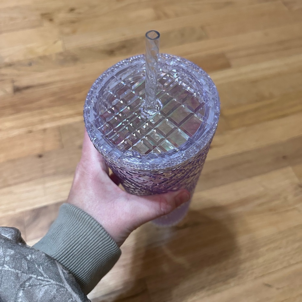 Starbucks 2022 Holiday Iridescent StuddedCold Tumbler 24oz White Venti - Picture 3 of 3